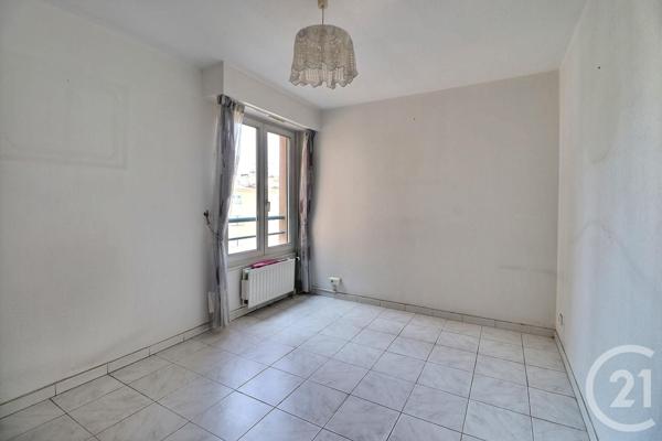 Appartement T3 à vendre  3 pièces - 71,85 m2 ST RAPHAEL - 83