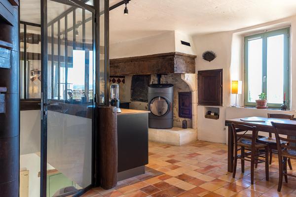 Maison d’artiste et esprit atelier en Drôme provençale