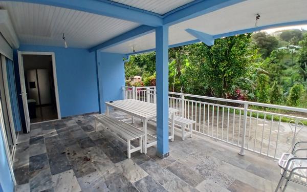 Maison à louer    4 pièces •  Rivière-Pilote