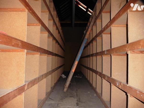 PANNECE, idéalement situés, 15 mns au Nord d'Ancenis-Saint-Géréon, idéal artisan, locaux d'activité