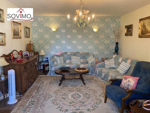 MAISON DE VILLAGE, 5 CHAMBRES, GRANGE ET JARDIN ATTENANTS