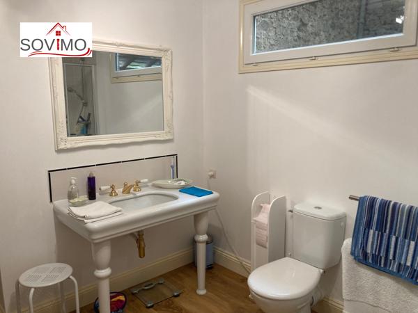 MAISON DE VILLAGE, 5 CHAMBRES, GRANGE ET JARDIN ATTENANTS
