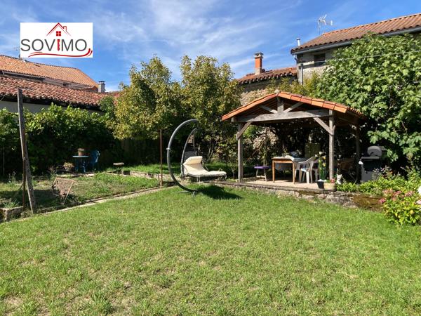 MAISON DE VILLAGE, 5 CHAMBRES, GRANGE ET JARDIN ATTENANTS