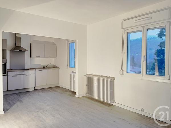 Appartement F4 à vendre  4 pièces - 65,90 m2 LE THILLOT - 88