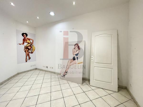 LOCAL COMMERCIAL FOURAS