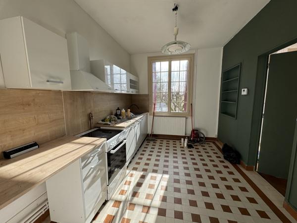 SAINTES PROCHE CENTRE VILLE