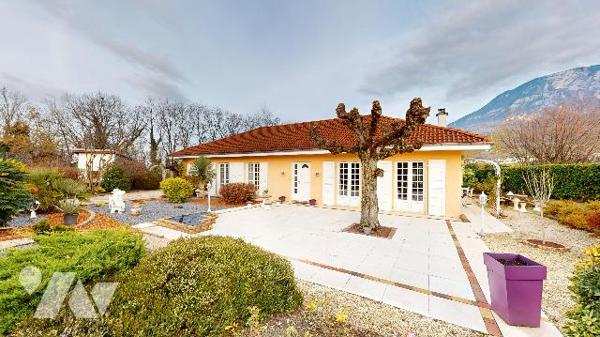 Belle maison de plain-pied à Mouxy – 132 m² + véranda – Quartier calme, sans vis-à-vis