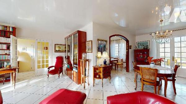 Belle maison de plain-pied à Mouxy – 132 m² + véranda – Quartier calme, sans vis-à-vis