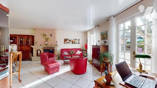 Belle maison de plain-pied à Mouxy – 132 m² + véranda – Quartier calme, sans vis-à-vis