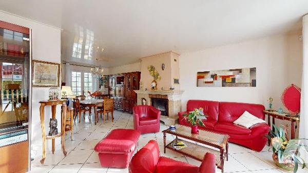 Belle maison de plain-pied à Mouxy – 132 m² + véranda – Quartier calme, sans vis-à-vis