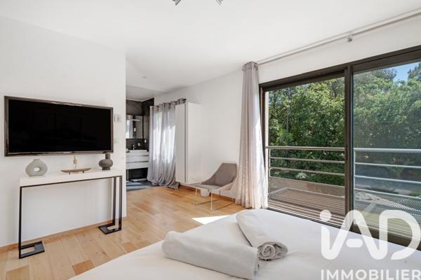 Maison à vendre 5 pièces 188 m² Gassin