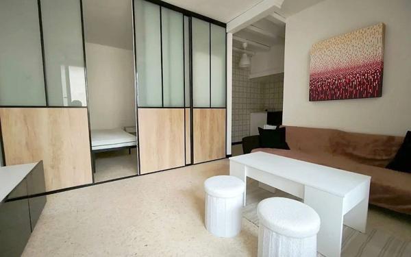 Appartement à vendre    2 pièces • 27 m2 Nîmes