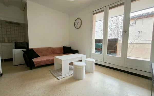 Appartement à vendre    2 pièces • 27 m2 Nîmes