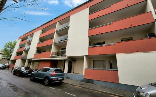 Appartement à vendre    2 pièces • 27 m2 Nîmes