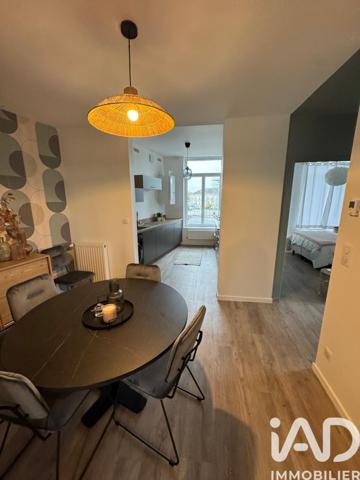 Immeuble à vendre 370 m² Sedan
