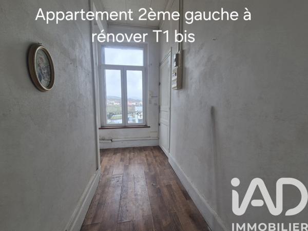 Immeuble à vendre 370 m² Sedan