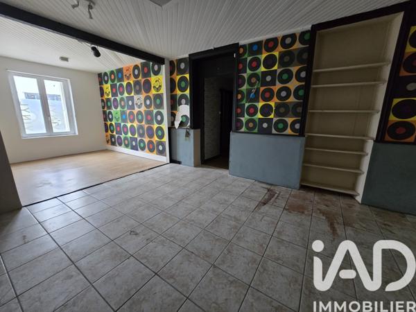 Immeuble à vendre 370 m² Sedan
