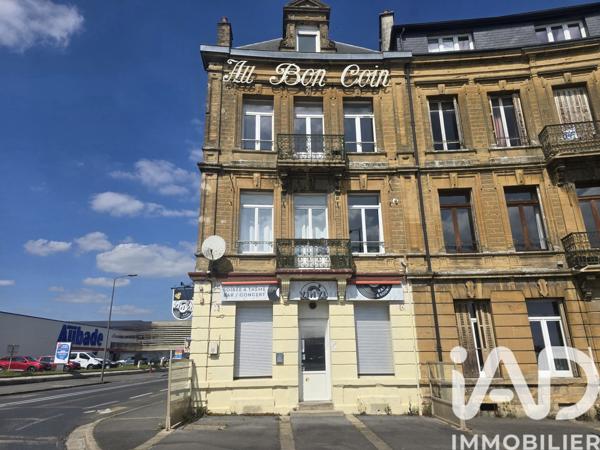 Immeuble à vendre 370 m² Sedan