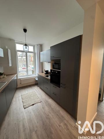 Immeuble à vendre 370 m² Sedan