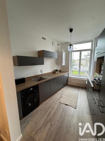 Immeuble à vendre 370 m² Sedan