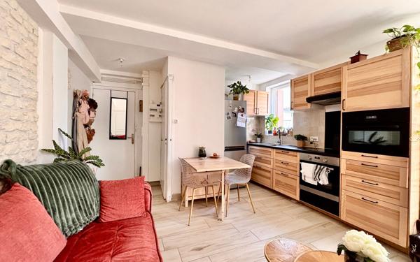 Appartement à vendre    3 pièces • 30,30 m2 Courseulles-sur-Mer