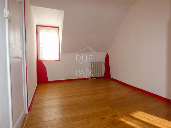 86100 CHATELLERAULT Châtellerault : Maison de ville secteur centre-ville