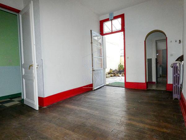 86100 CHATELLERAULT Châtellerault : Maison de ville secteur centre-ville