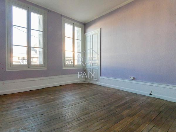 86100 CHATELLERAULT Châtellerault : Maison de ville secteur centre-ville