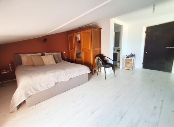 Maison  5 pièce(s)  4 chambre(s)  118.09 m²