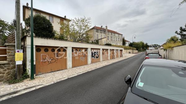 Parking de 110 m²