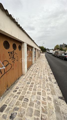 Parking de 110 m²