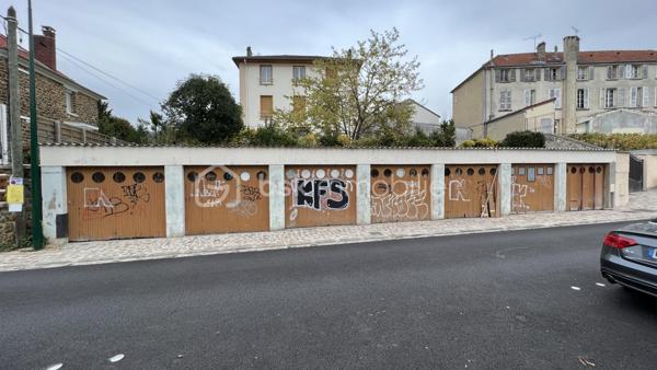 Parking de 110 m²