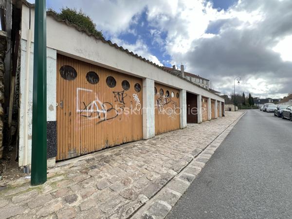 Parking de 110 m²