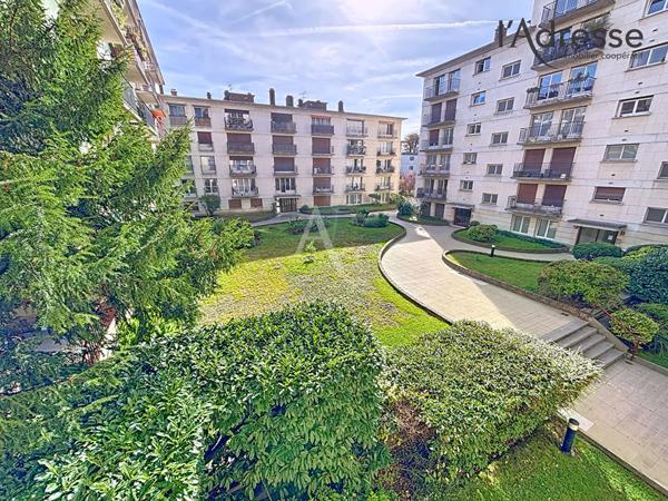 Saint Cloud - Appartement 2 pièces 53m² avec balcon - Cave