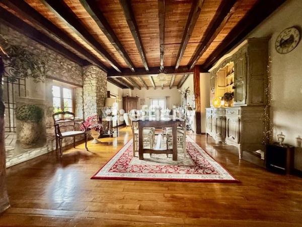 Maison 8 pièces - 306 m² Bien prestige