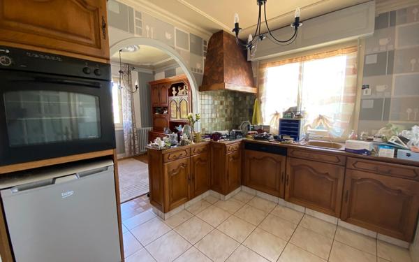 Maison à vendre    5 pièces • 140 m2 Séné