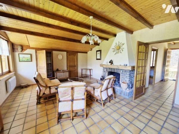 Maison Familiale  - 2  appartements et dépendances