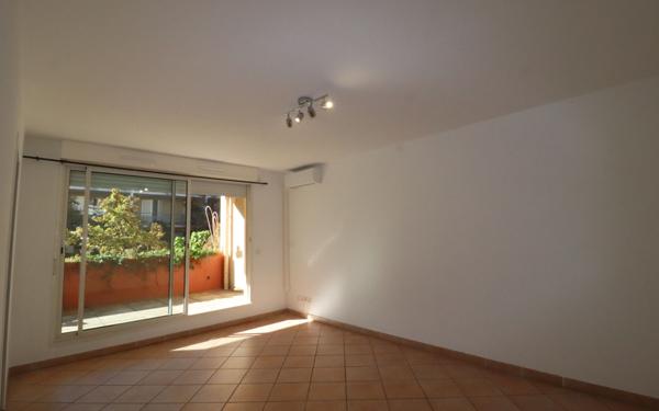 Appartement à louer    2 pièces • 42,97 m2 Aubagne