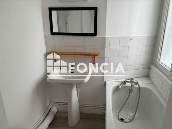 Location Appartement 2 pièces 28.09 m² - 28 RUE AVALASSE Rouen 76000