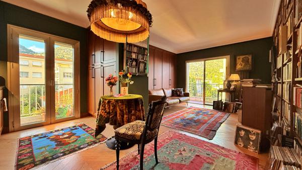 Beaulieu-sur-Mer Centre-ville, 2 pièces rénové avec élégance