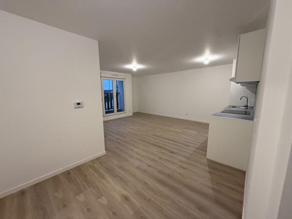 Appartement Le Blanc Mesnil 3 pièce(s) 60.37 m2