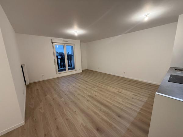 Appartement Le Blanc Mesnil 3 pièce(s) 60.37 m2