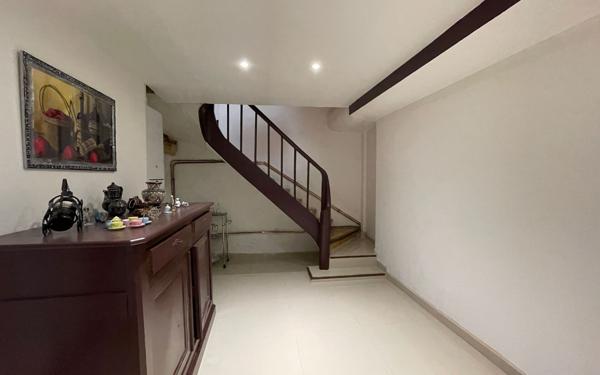 Maison à vendre    5 pièces •  Villemoustaussou