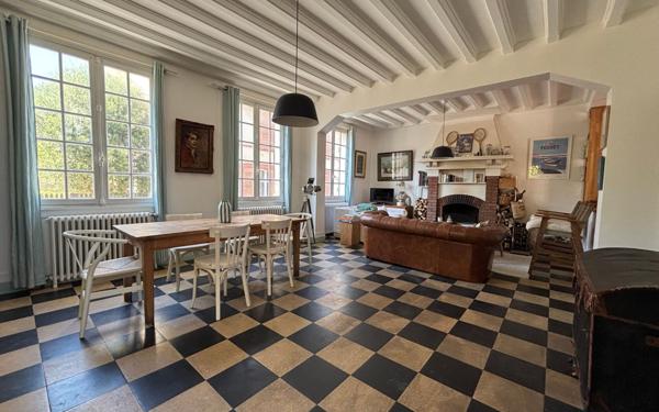 Maison à vendre    7 pièces •  Houlgate