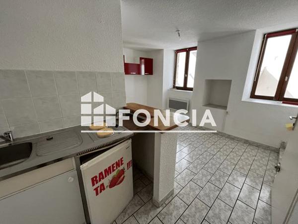 Location Studio 16.3 m² - 22 RUE GOURGOUILLON Tournon Sur Rhone 07300