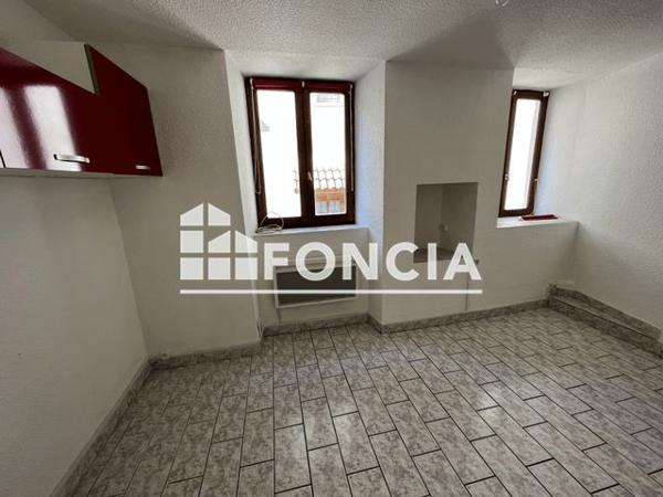 Location Studio 16.3 m² - 22 RUE GOURGOUILLON Tournon Sur Rhone 07300