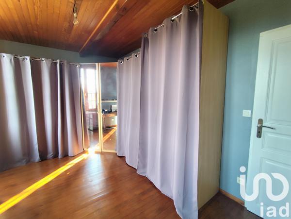 Maison à vendre 8 pièces 195 m² Lussac