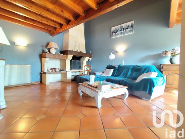 Maison à vendre 8 pièces 195 m² Lussac