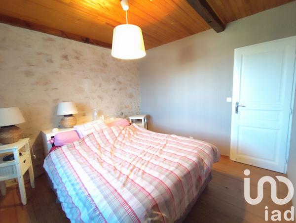 Maison à vendre 8 pièces 195 m² Lussac