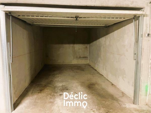 Vente appartement Montpellier Hôpitaux - facultés, 97m² 5 pièces 300 000€